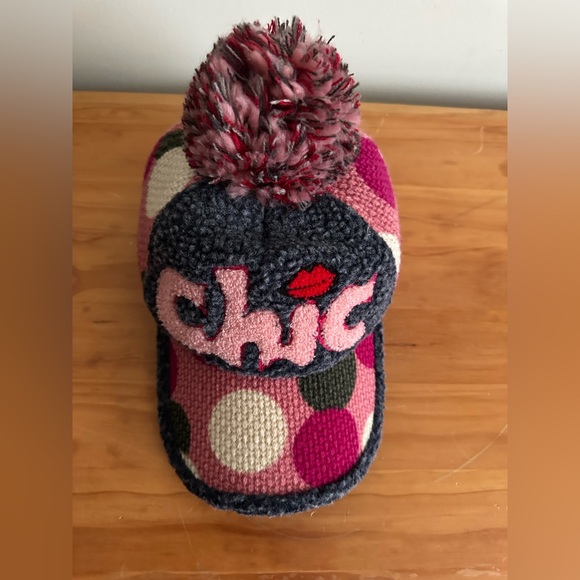 Chic women’s Pom-Pom Hat - Pink and Gray - Picture 3 of 10